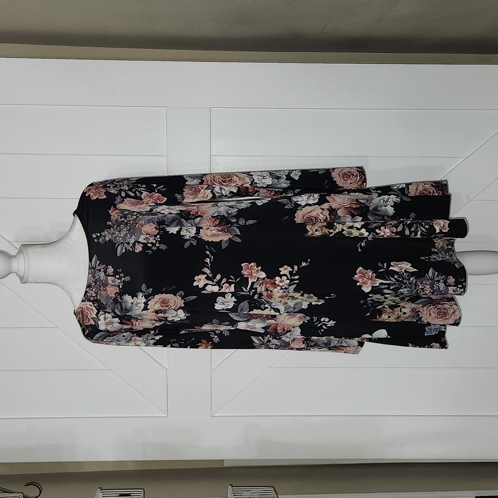 White Birch Floral Dress with Pockets